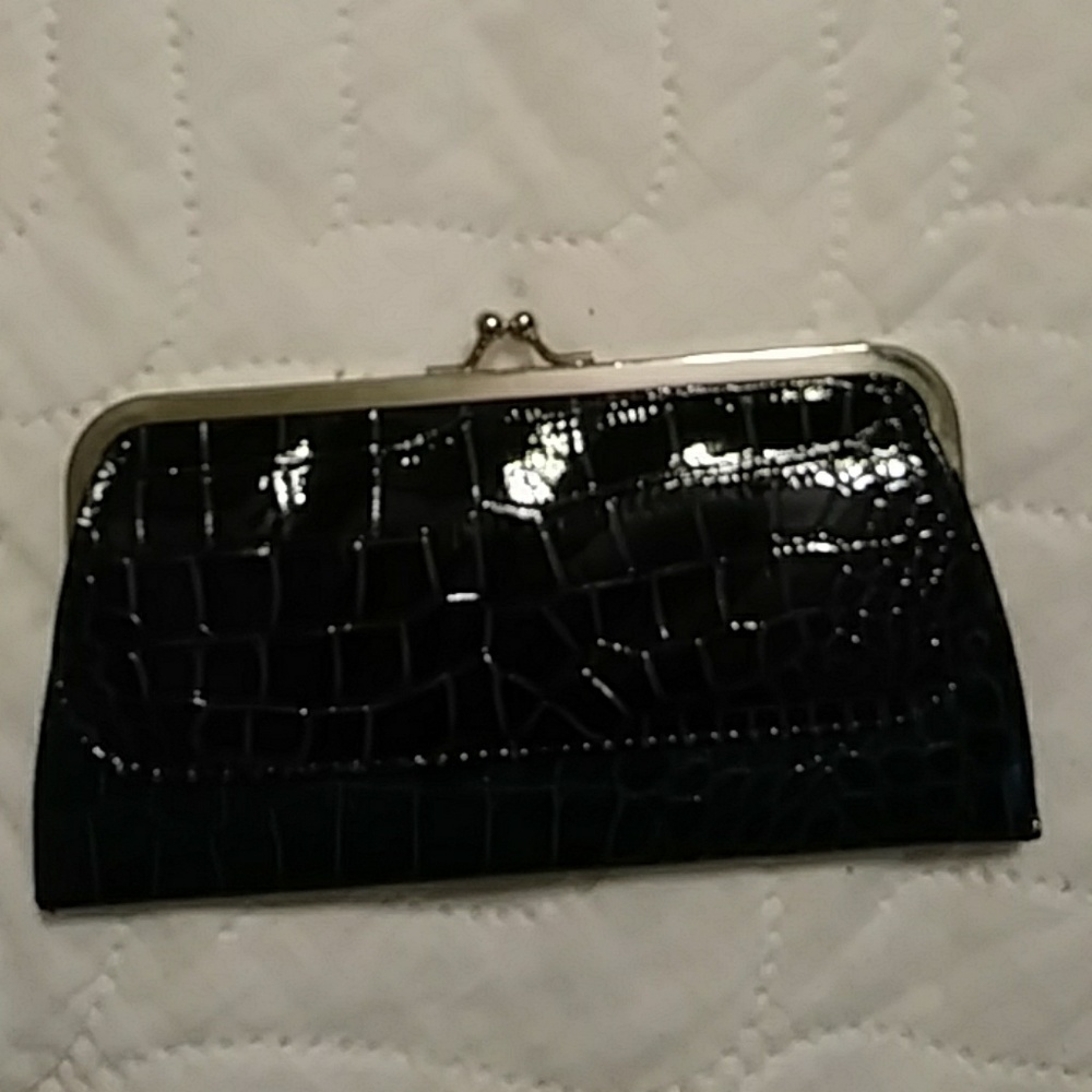 Black Artificial Alligator Leather Wallet